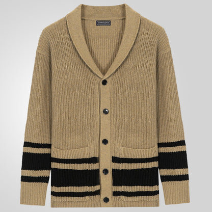 Cardigan en maille épaisse pour hommes avec des détails modernes et des poches pratiques Chic und Stil