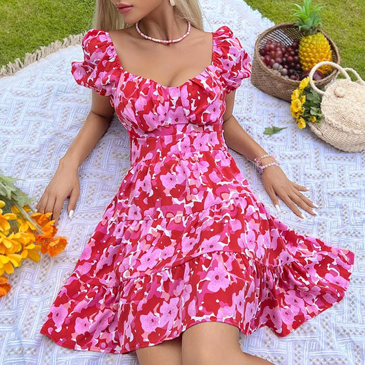 Robe mini à volants imprimée florale pour femmes avec manches bouffantes Chic und Stil