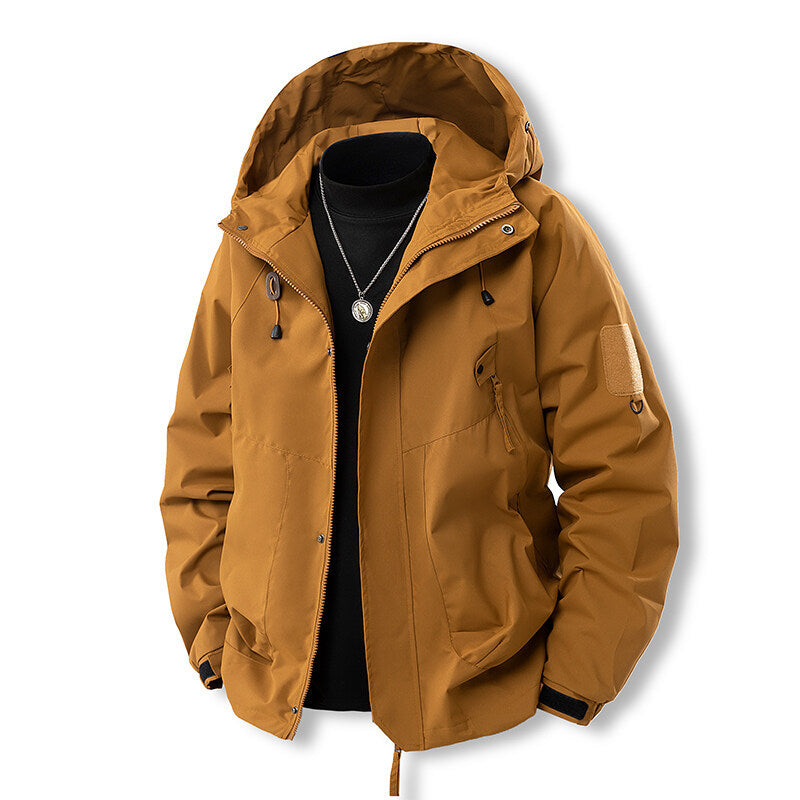 Functional outdoor jacket for men with adjustable hood and breathable properties Chic and Style
