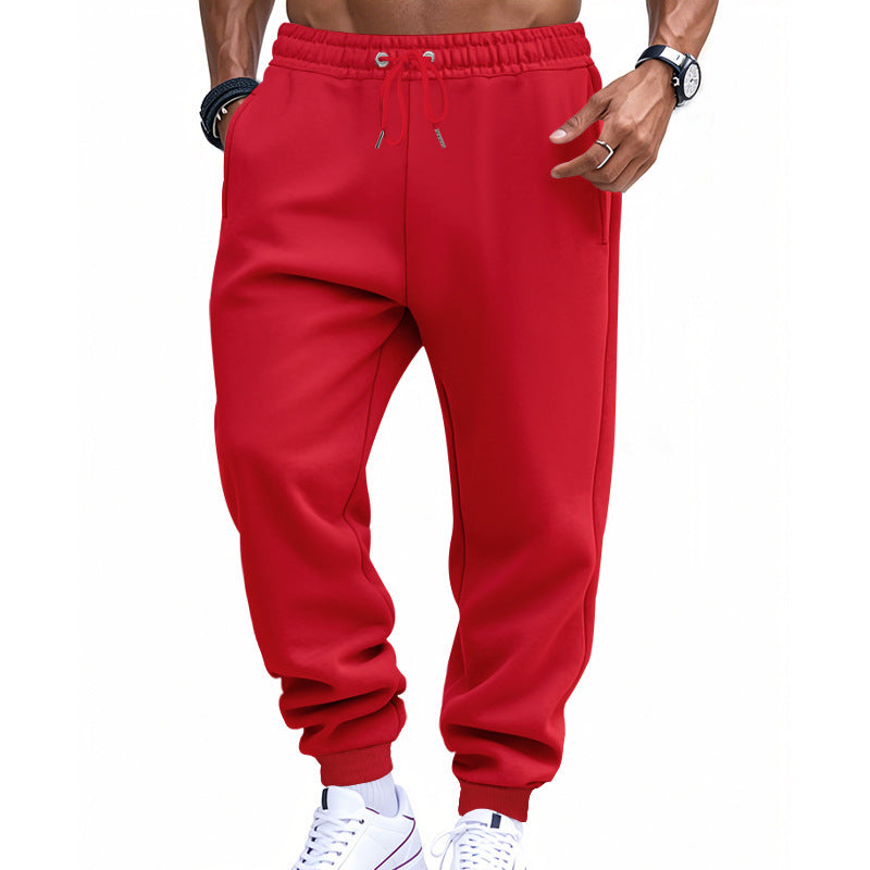 Comfortable sports pants for men with elastic waistband and practical side pockets Chic and Style