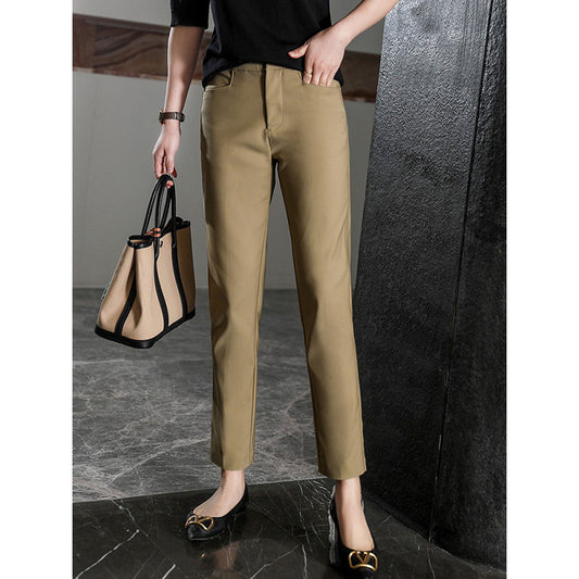 Pantalons ajustés taille haute pour femmes avec détails de poches Chic und Stil