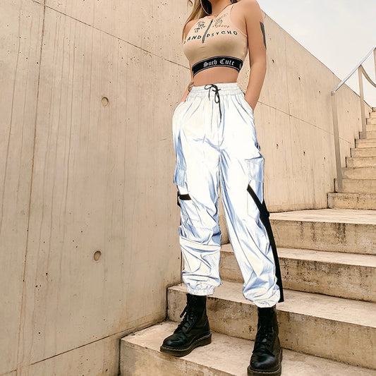 Pantalon cargo femme avec poches utilitaires et taille ajustable Chic und Stil