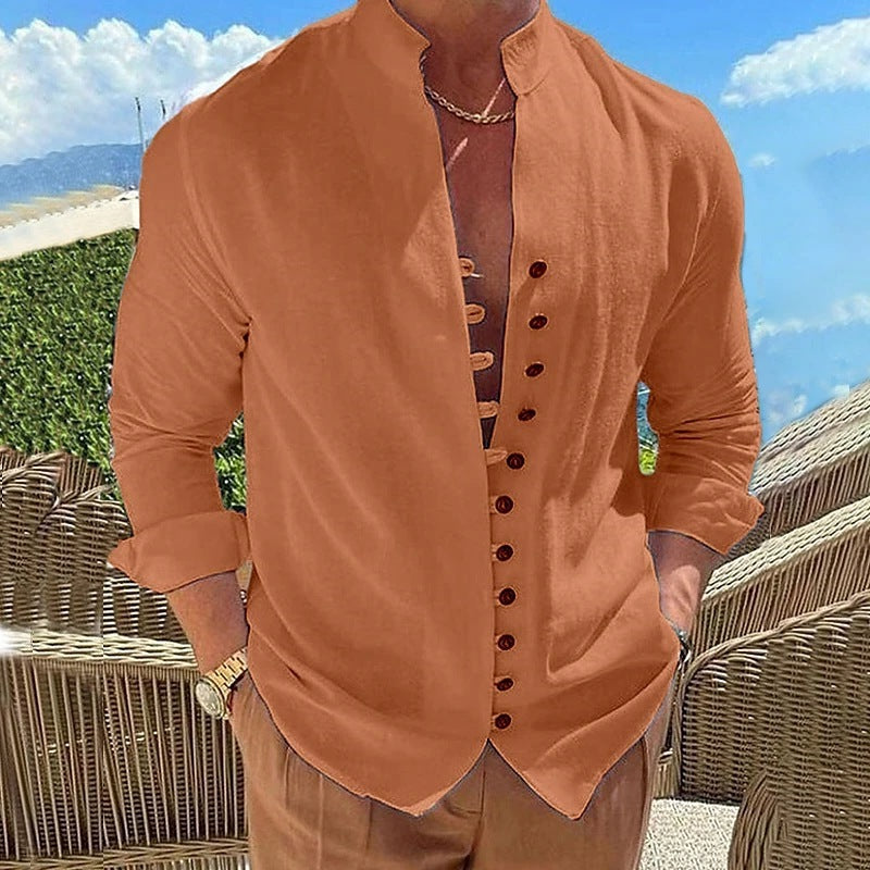 Chemise masculine tendance avec une légère structure et patte de boutonnage Chic und Stil