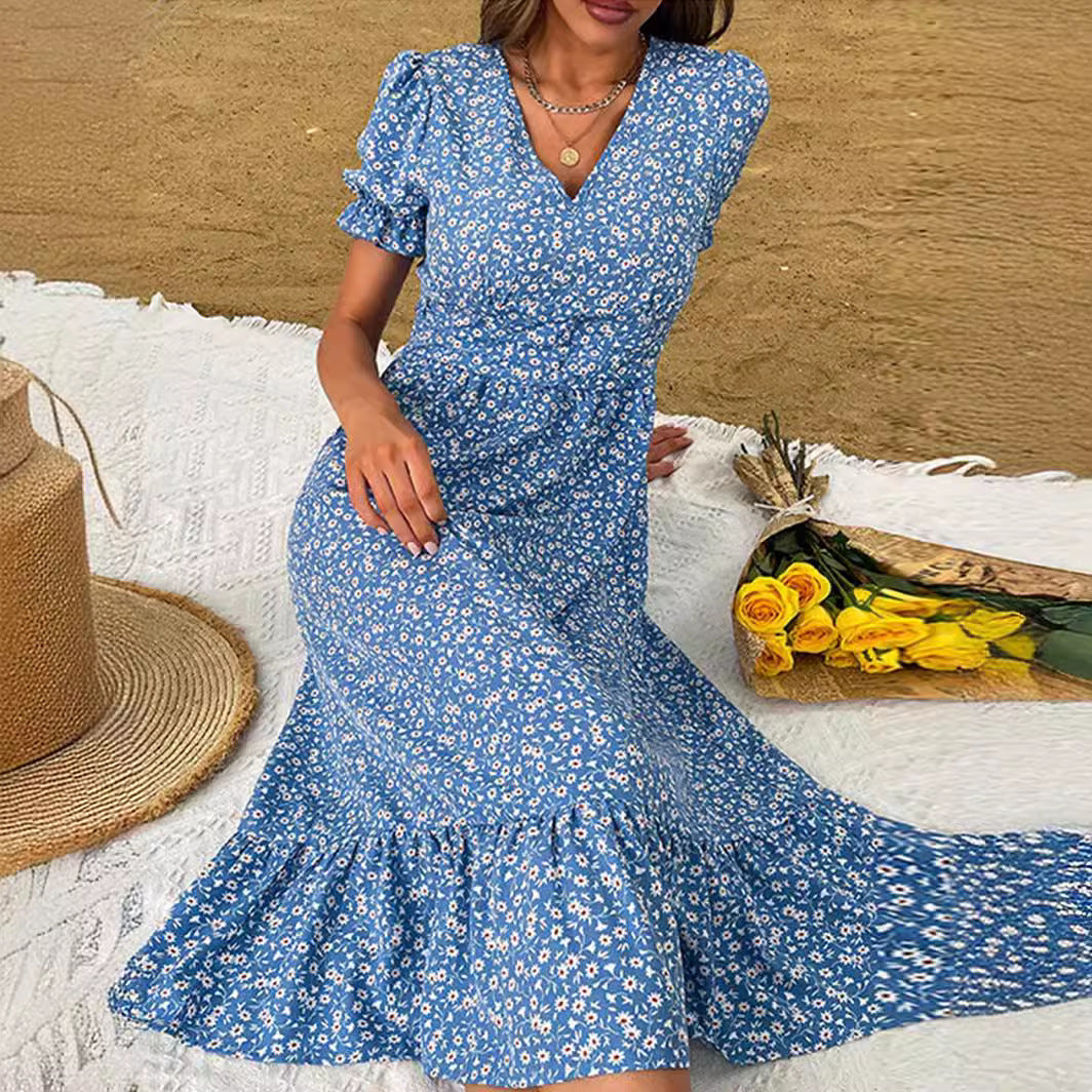 Robe maxi femme avec détail en volants fleuris et décolleté en V Chic und Stil