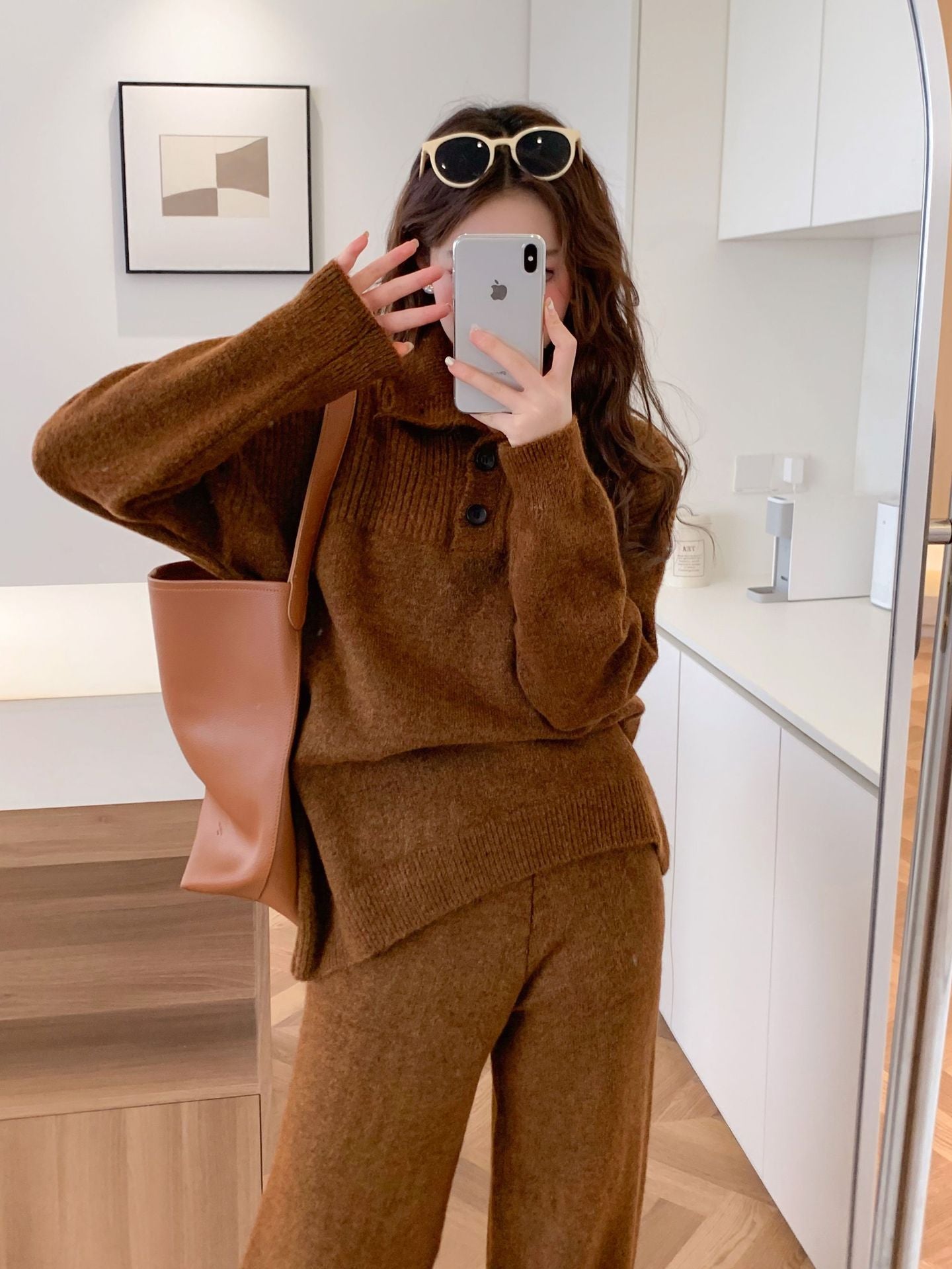 Pull en tricot confortable pour femmes avec col montant et détails de boutons Chic und Stil