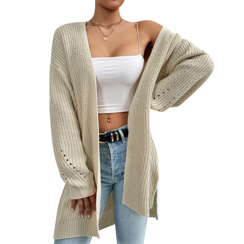 Dames cardigan en tricot aérien avec des détails en crochet uniques Chic und Stil