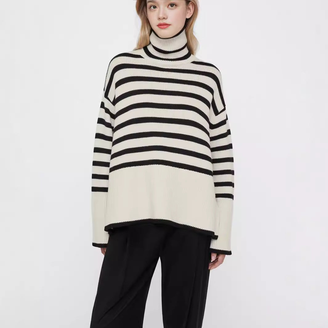 Pullover for women with turtleneck and wide sleeves Chic and Style