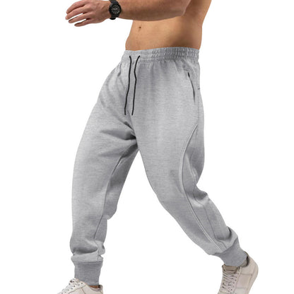 Men's sports pants with ergonomic cut and practical pockets Chic and Style