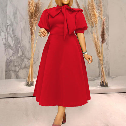 Robe midi femme avec col à nœud Chic und Stil