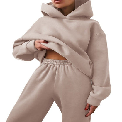 Women's sporty loungewear set with oversized hoodie and comfortable jogger pants Chic and Style