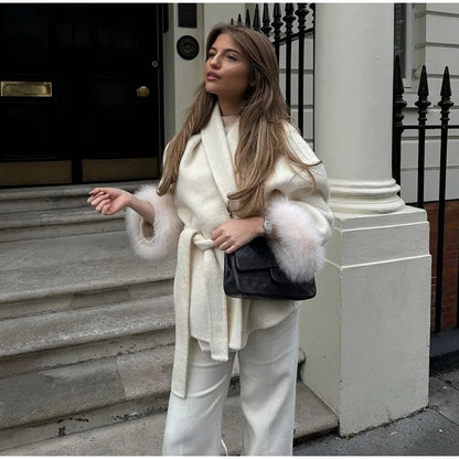 Dames Élégante veste à nouer avec des manches en fausse fourrure Chic und Stil
