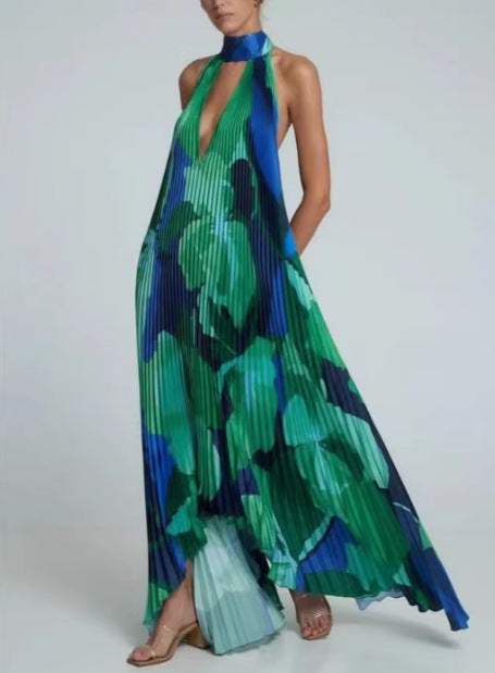 Robe maxi plissée pour femmes avec un design de col halter Chic und Stil