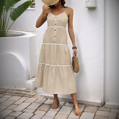 Femme Robe maxi à volants à boutons rayée Chic und Stil