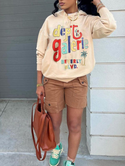 Dame Hoodie avec logo vintage accrocheur Chic und Stil