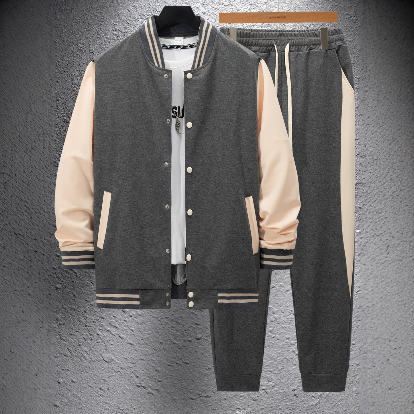 Elegant leisure set for men with a modern bomber jacket design and comfortable jogger pants Chic und Stil