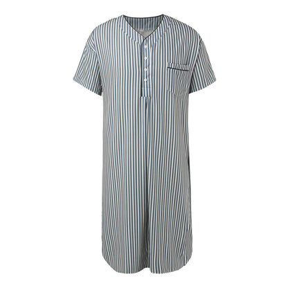 Chemise de nuit pour femmes avec élégantes rayures et pratique patte de boutonnage Chic und Stil