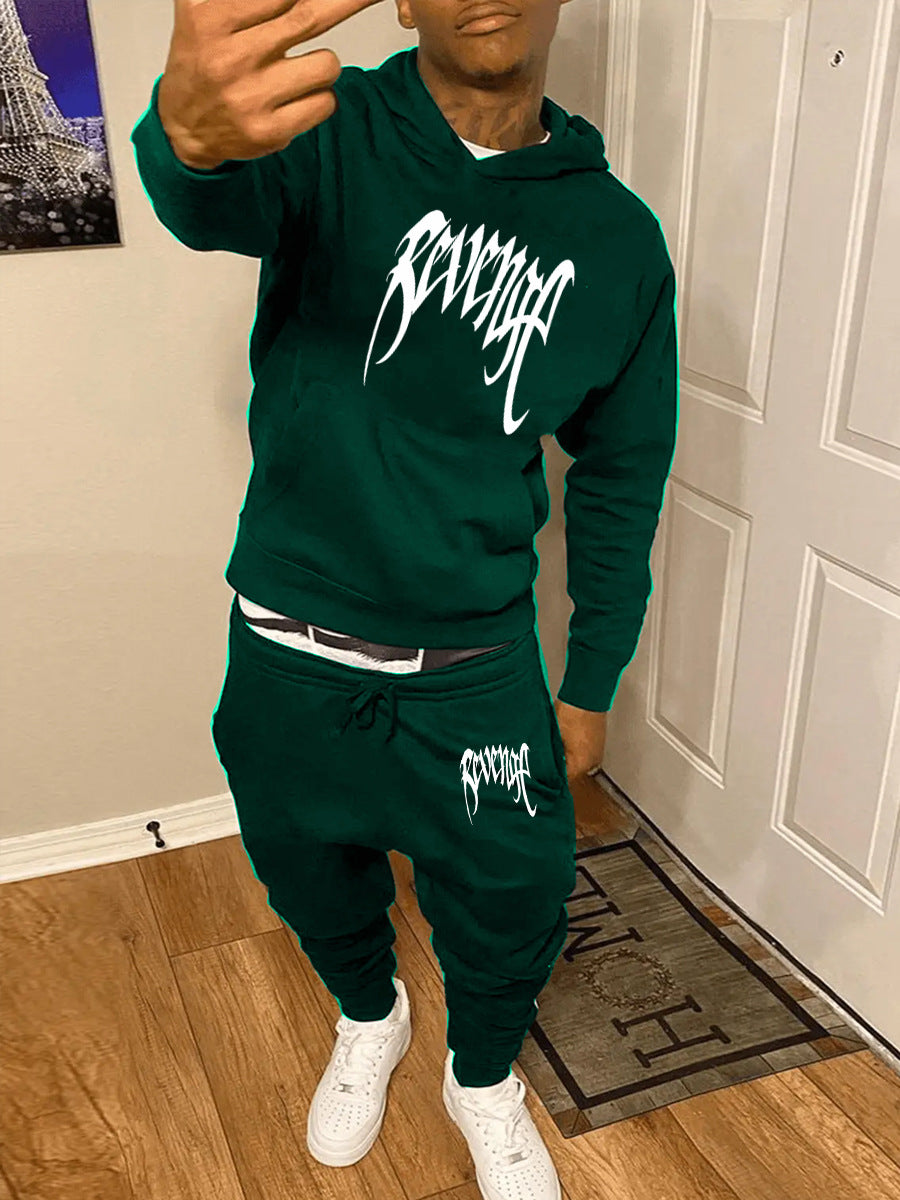 Women's hoodie and jogger pants set with modern print and comfortable fit Chic und Stil