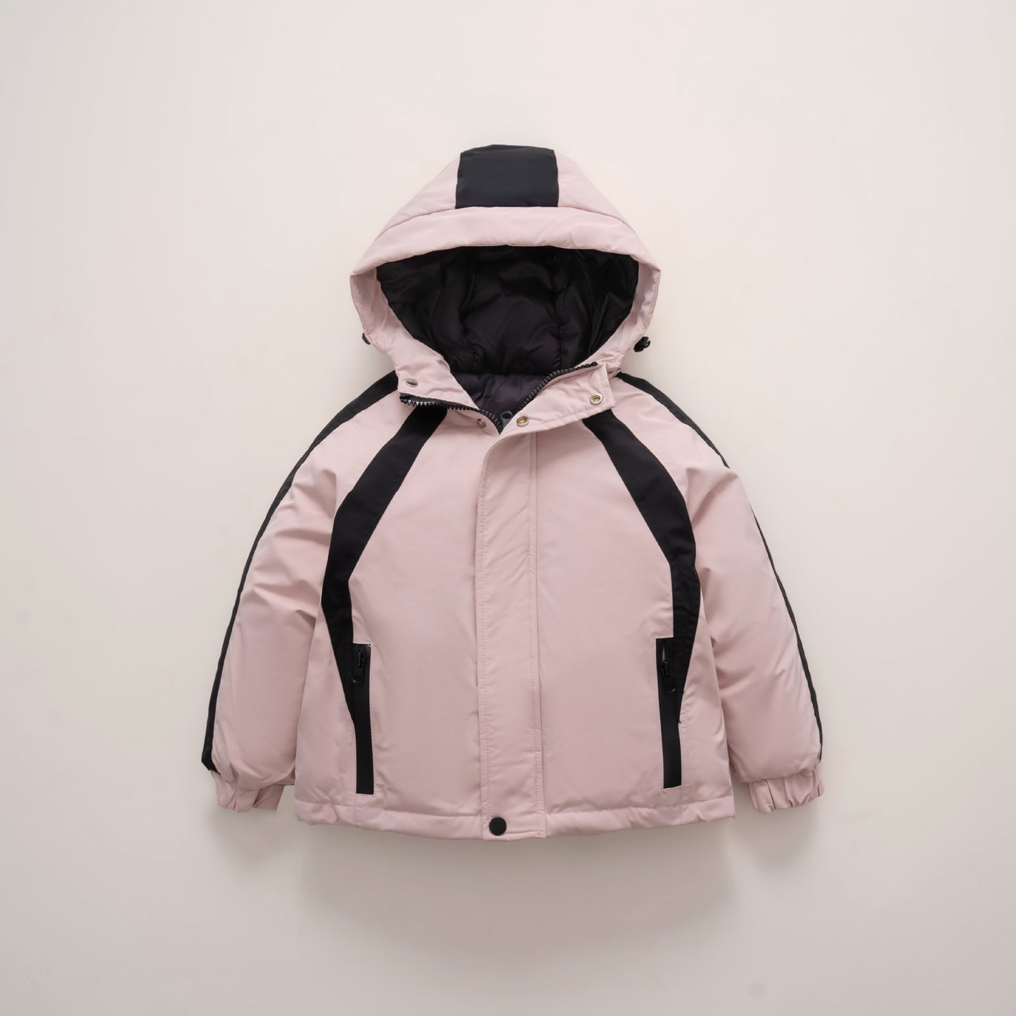 Functional fashion jacket for women with hood and thermoregulating lining Chic and Style