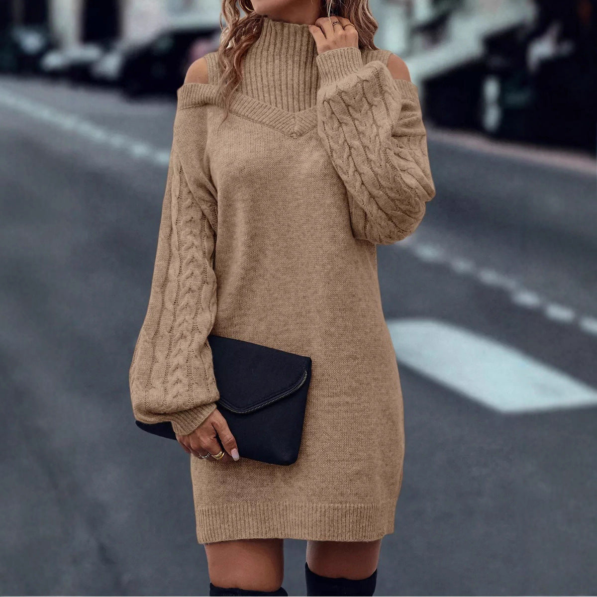Robe en tricot pour femmes avec design off-shoulder et tricot unique en torsade Chic und Stil