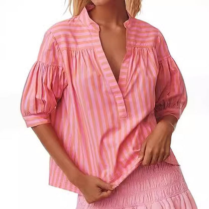 Blouse à manches bouffantes pour dames avec décolleté en V et motif rayé Chic und Stil