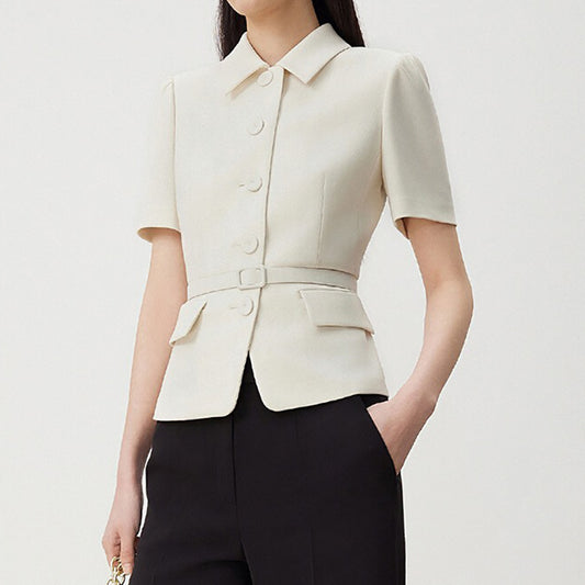 Veste cintrée à manches courtes pour femmes avec ceinture Chic und Stil