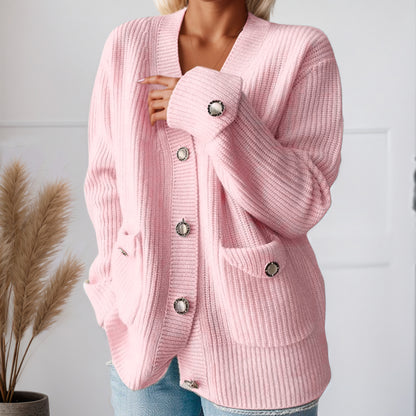 Cardigan en gros tricot pour femmes avec poches pratiques et détails de boutons élégants Chic und Stil