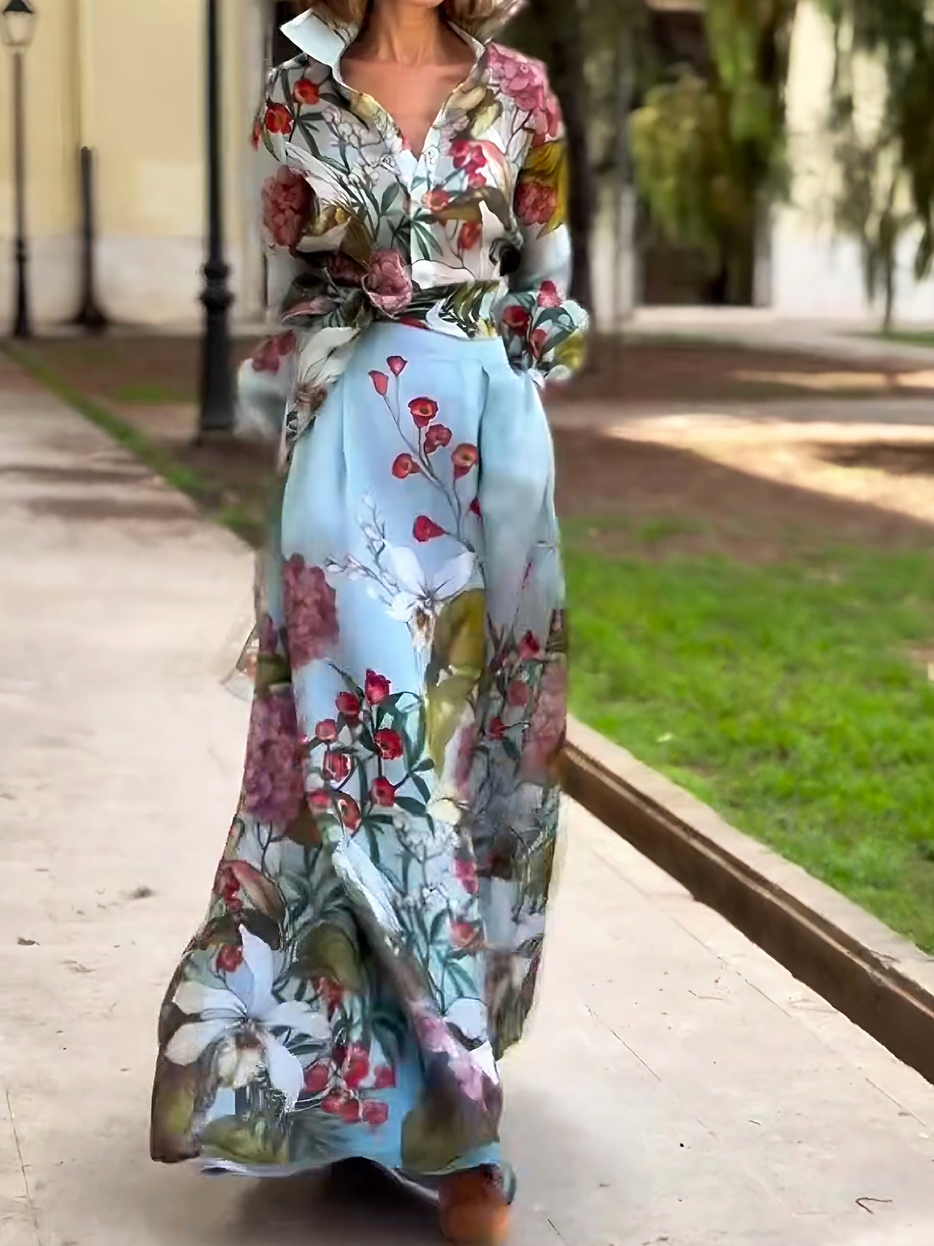 Dames Élégante Robe Maxi avec Motif Floral et Belle Ceinture Chic und Stil