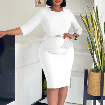 Robes pour femmes ajustées avec fronces et ceinture Chic und Stil