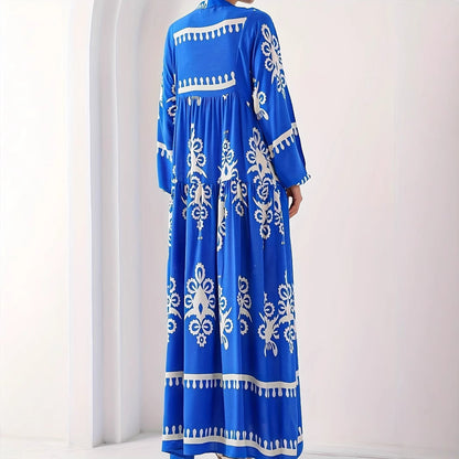 Robe longue kaftan pour femmes avec accents floraux et boutons Chic und Stil