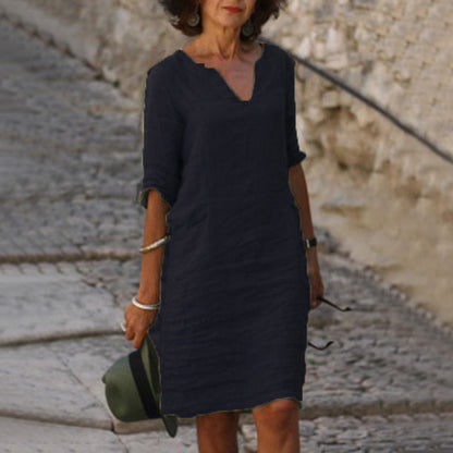 Robe en lin pour femmes avec coupe décontractée et élégant décolleté en V Chic und Stil