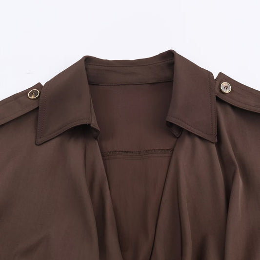 Robe portefeuille élégante pour dames avec ceinture Chic und Stil