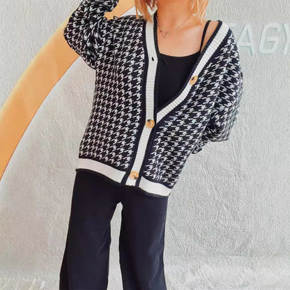 Dames cardigan oversize dans le classique motif pied-de-coq Chic und Stil