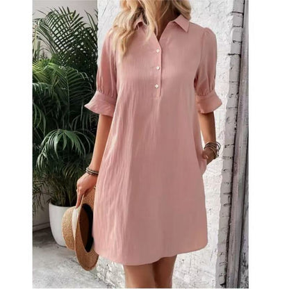 Robe chemise décontractée pour femmes avec manches courtes et poches pratiques Chic und Stil