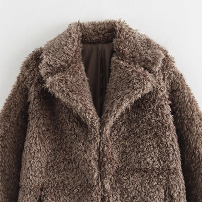 Ladies cozy fleece jacket with elegant collar Chic and Style