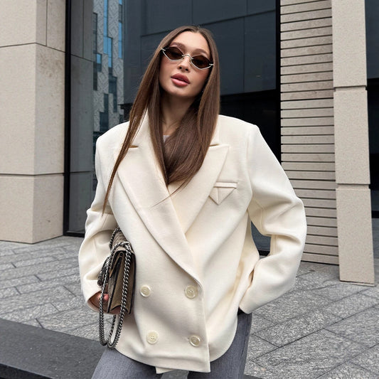 Dame Blazer oversized avec double boutonnage et détails élégants Chic und Stil