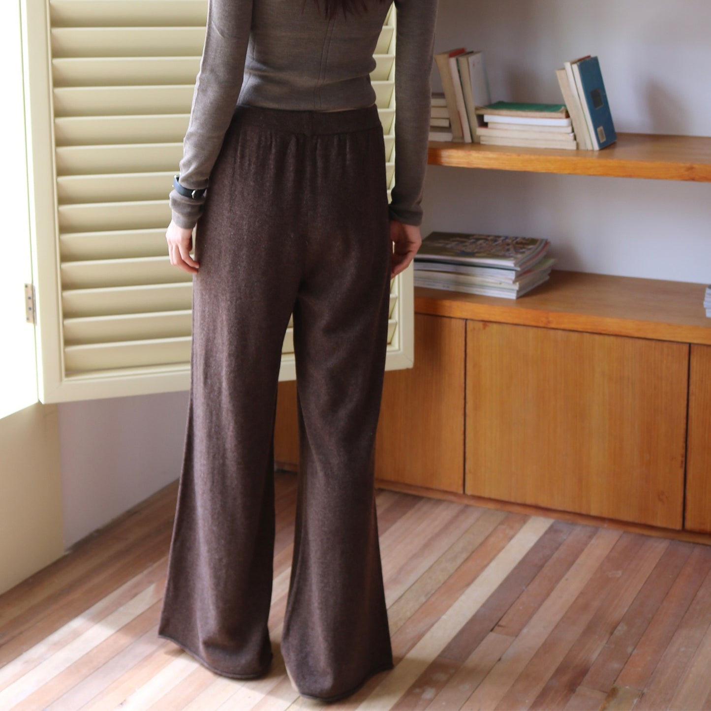 Dames Ensemble de loungewear en tricot élégant avec pantalon et cardigan Chic und Stil