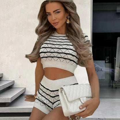 Women Stylish Short Sleeve Crop Top and Shorts Set with Refined Pattern Chic and Style