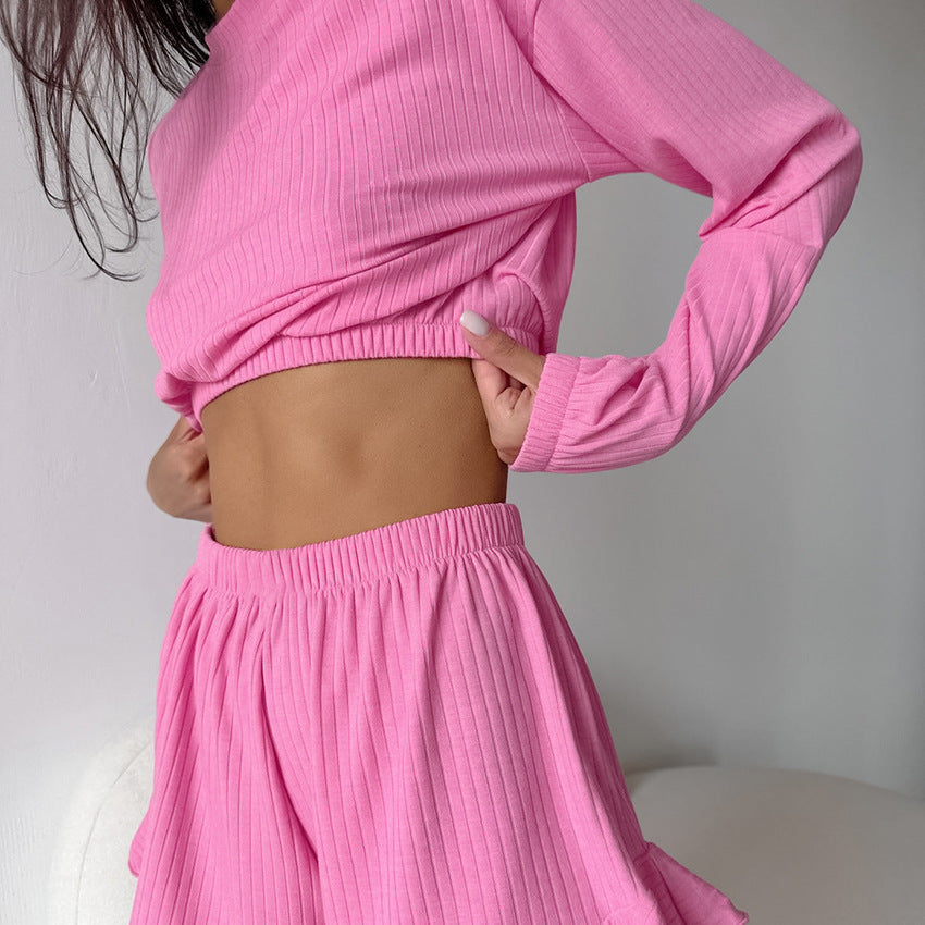 Chic and Style women's short top set and ruffled shorts