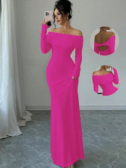 Robe maxi festive pour femmes avec décolleté off-shoulder et coupe près du corps Chic und Stil