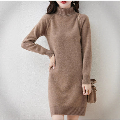 Robe en tricot pour dames avec col monté et matériau doux Chic und Stil