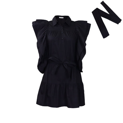 Robe chemise pour femmes avec des manches ruffle volumineuses et une ceinture à la taille Chic und Stil