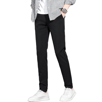 Slim-fit chino pants for men with side pockets Chic und Stil
