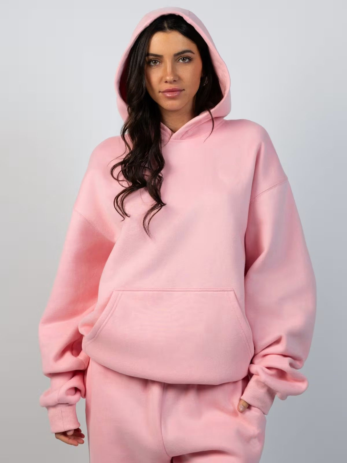 Pull à capuche décontracté pour femmes avec coupe large et poche kangourou Chic und Stil