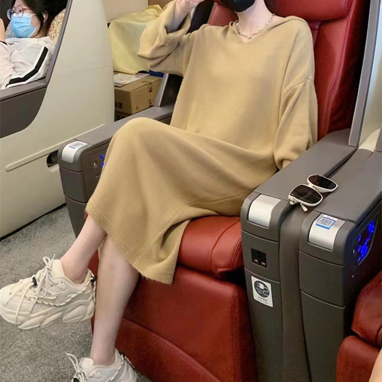 Robe en tricot pour femmes avec décolleté en V profond et manches larges Chic und Stil