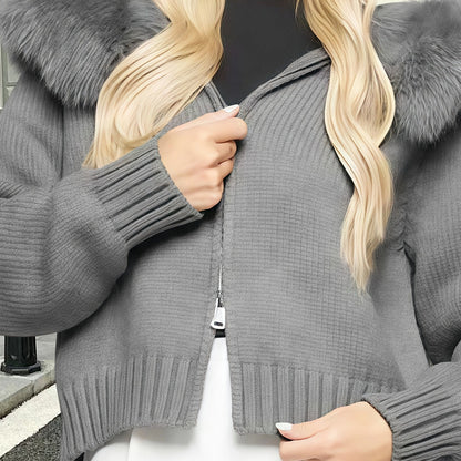Dames cardigan avec capuche en fausse fourrure Chic und Stil