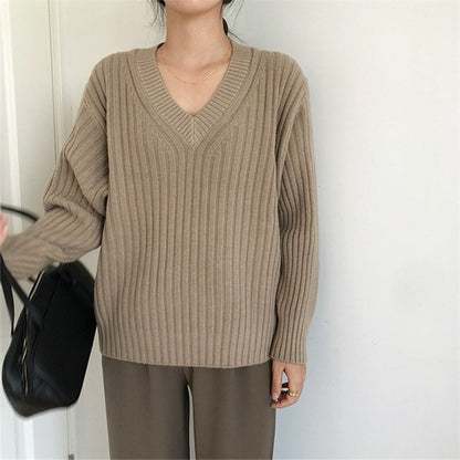 Pull femme à col en V avec texture en côtes Chic und Stil