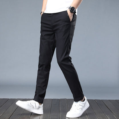 Elegant casual pants for men with a comfortable fit and practical pockets Chic and Style