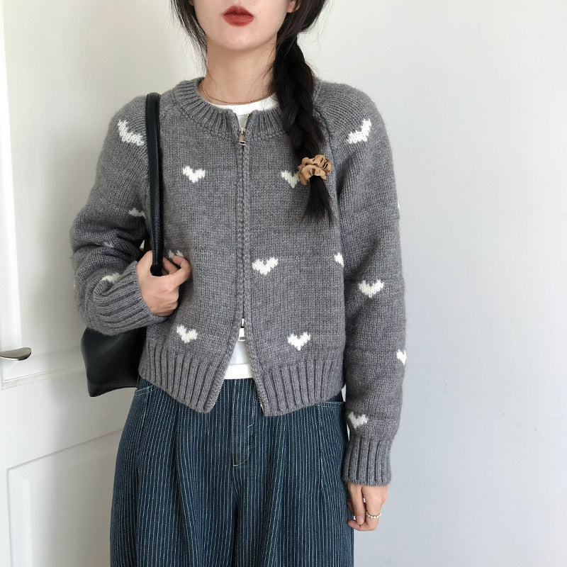 Dames confortable cardigan avec motif en cœur et détail élégant de boutons Chic und Stil