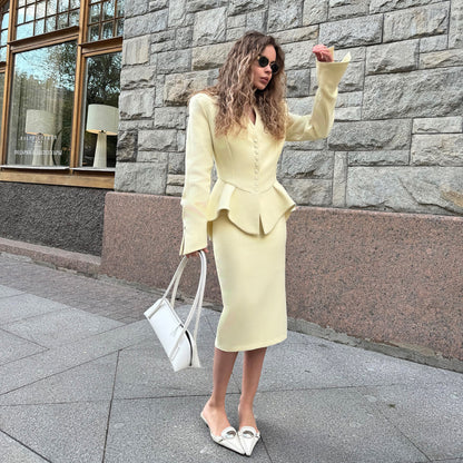 Dames Élégant Robe fourreau avec un chic design peplum Chic und Stil