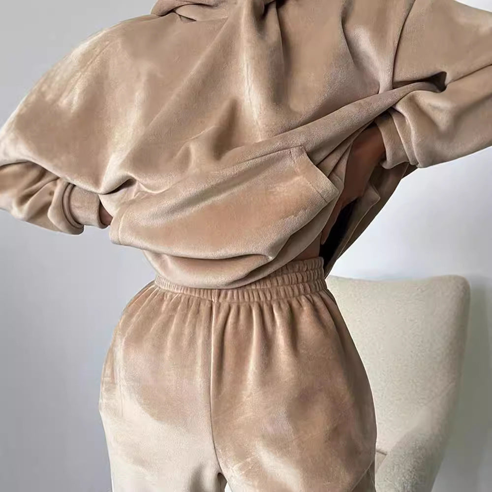 Soft fleece hoodie set for women and casual jogger pants Chic and Style